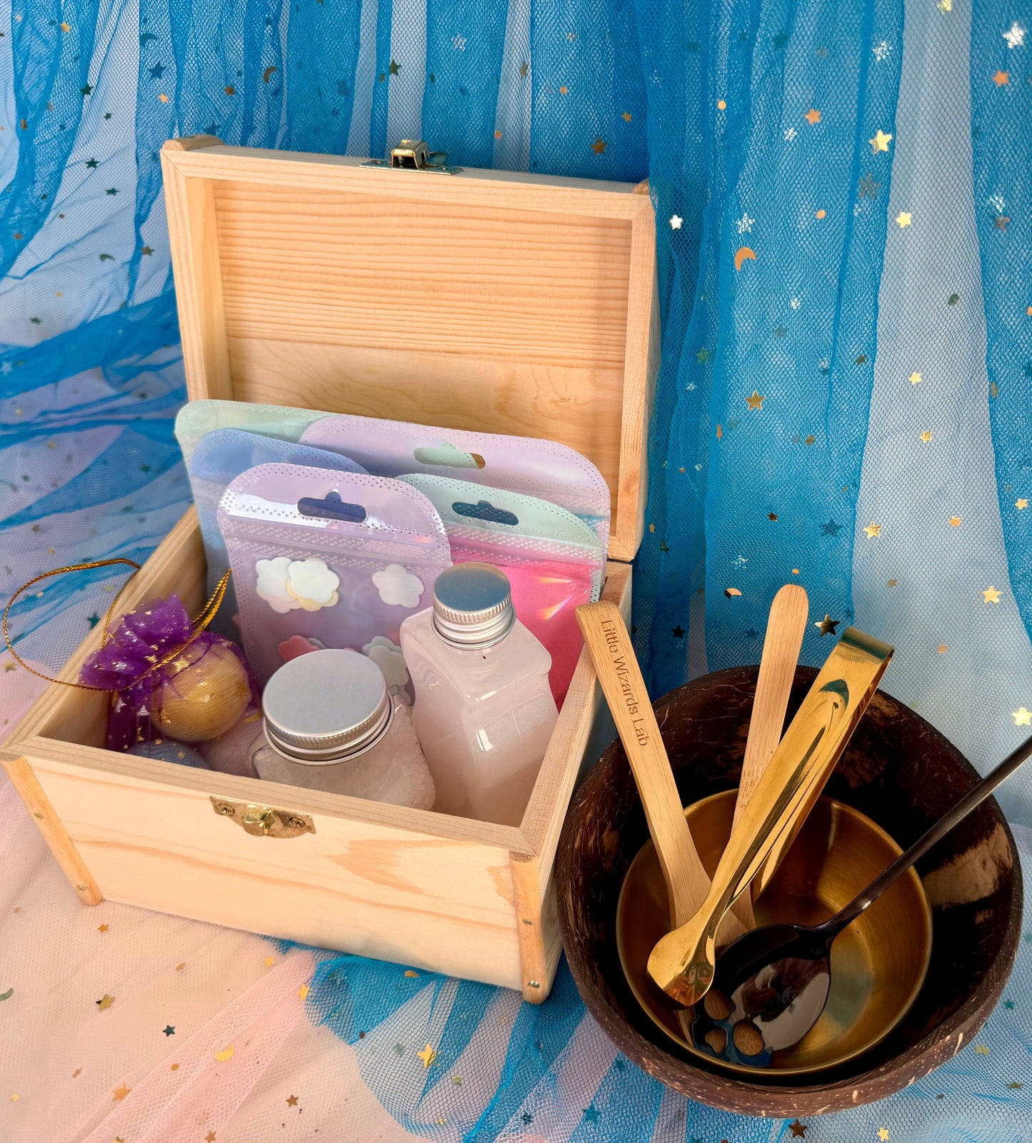 Little Wizards Pirate Kit